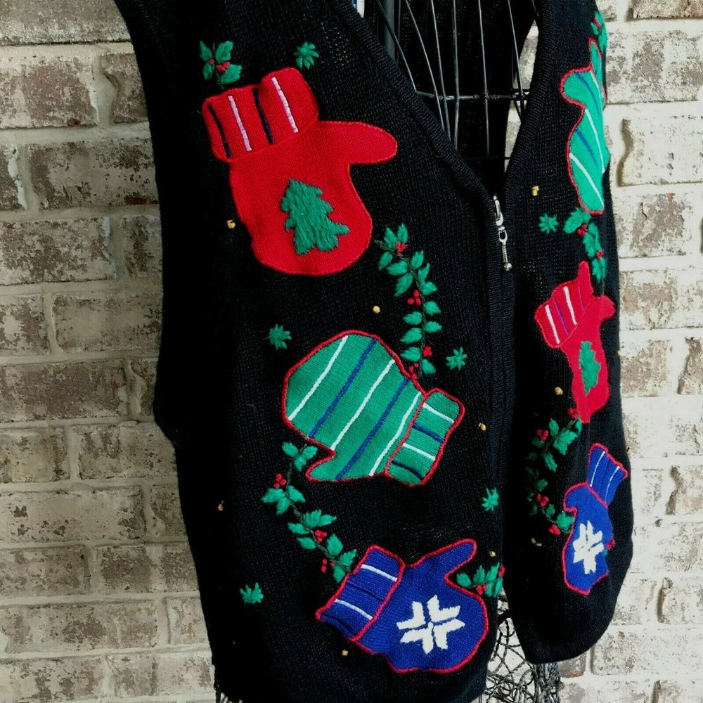 Bryn Connelly Not so Ugly Christmas Vest Large EUC - Picture 3 of 12
